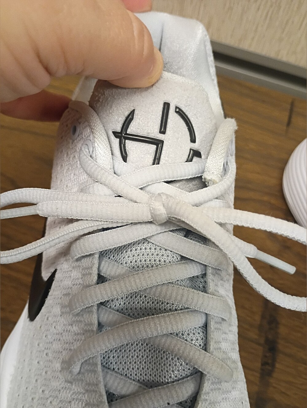 Nike Hyperdunk Low sneakers in a white and black Size 9.5. - Picture 7 of 8